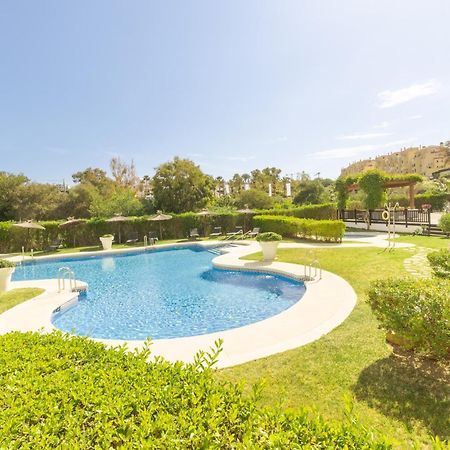 Full Apartment With Private Pool 에스테포나 외부 사진