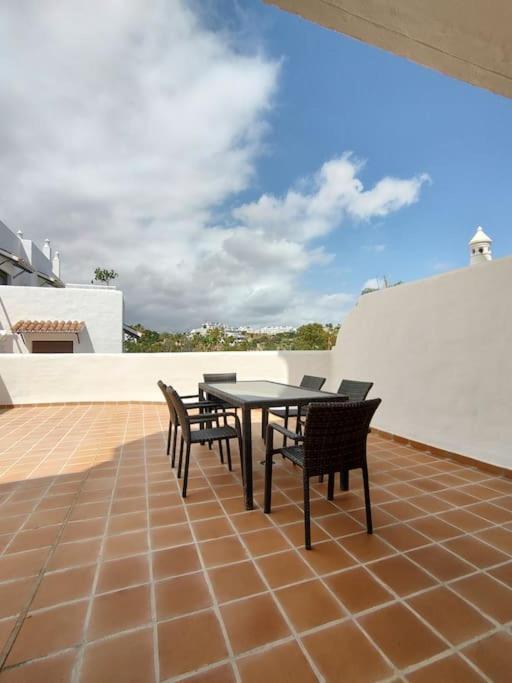 Full Apartment With Private Pool 에스테포나 외부 사진